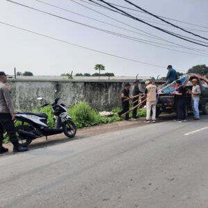 Lombok Barat Tertibkan APK, Polsek Labuapi Pastikan Pilkada Aman