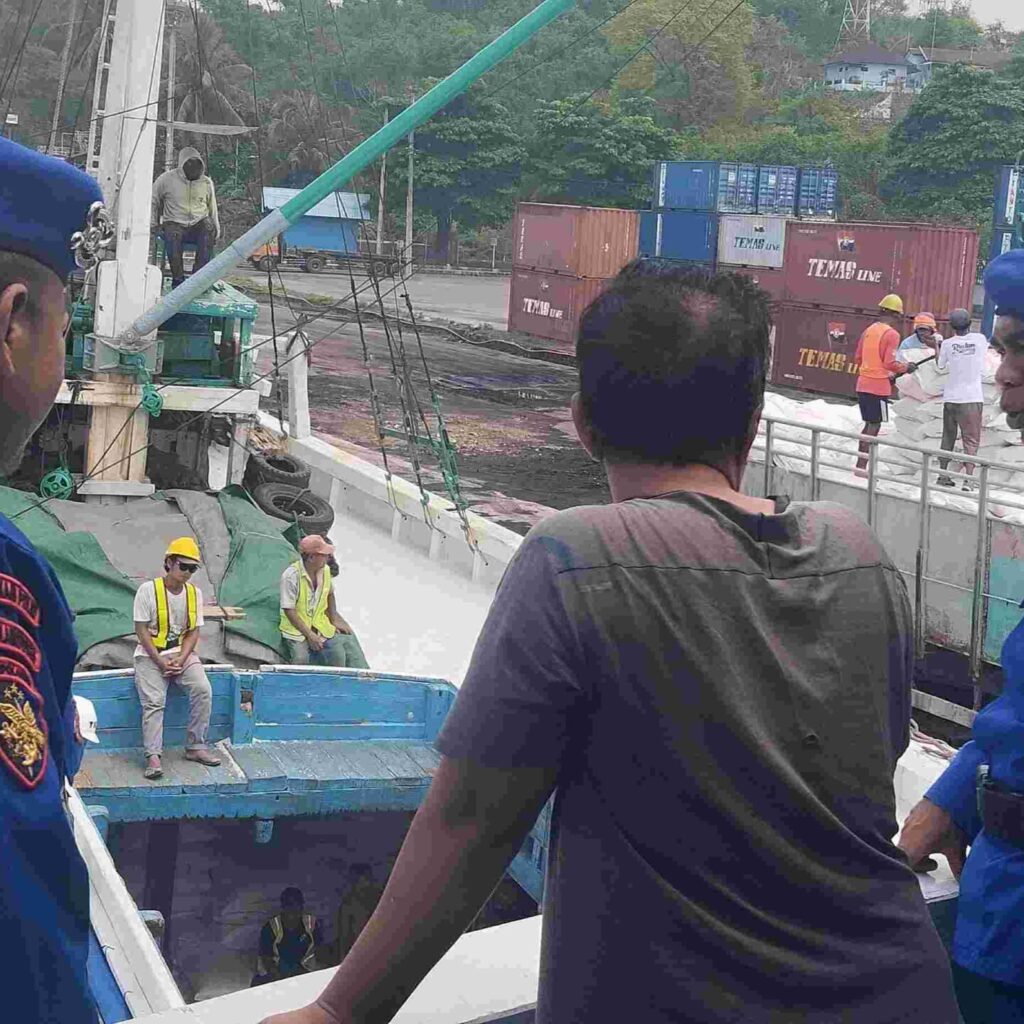 Polisi Perairan Lombok Barat Pastikan Keamanan Pelabuhan Tetap Kondusif