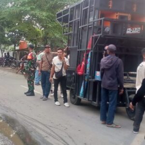Nyongkolan di Dusun Jelateng Timur: Polisi Amankan Jalur dan Warga Terbantu
