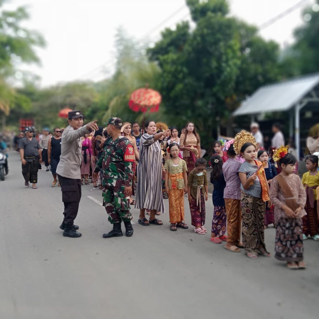 Polsek Sekotong Pastikan Nyongkolan Lancar Tanpa Gangguan