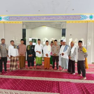 Safari Jumat Kapolsek Pajo dan Unsur Muspika untuk Ciptakan Pilkada Serentak yang Aman dan Damai