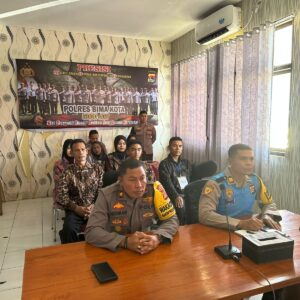 Bag SDM Polres Bima Kota Ikuti Pakta Integritas Bakomsus Polri T.A. 2025 Secara Virtual