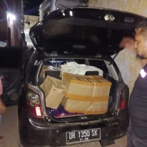 Tim Opsnal Sat Resnarkoba Polres Bima Kota Gerebek Peredaran Miras, Sita 483 Botol Arak Bali