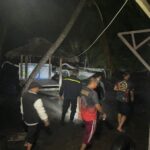 Kapolres Lombok Utara Sambangi Rumah Warga Yang Terdampak Banjir Rob