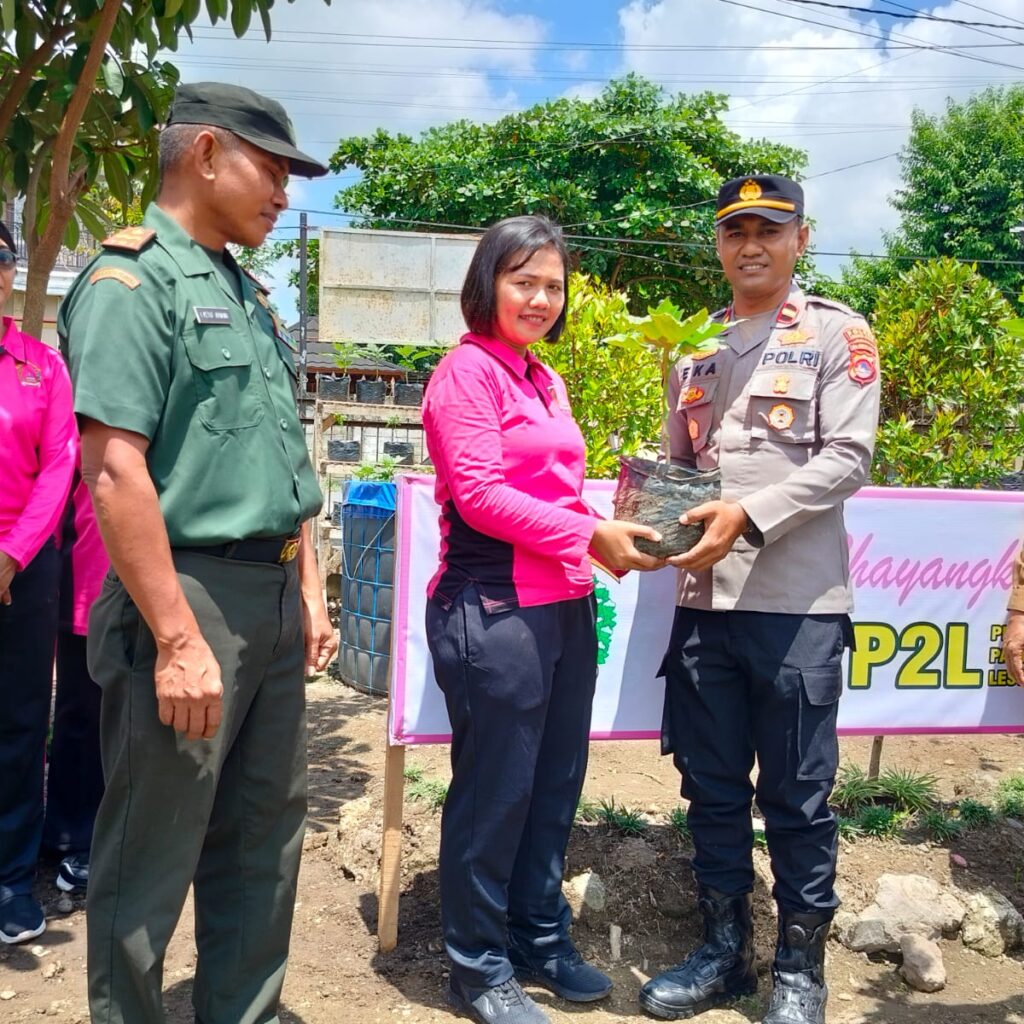 Sinergi Bhayangkari & Forkopimcam: Wujudkan Pangan Lestari di Kuripan