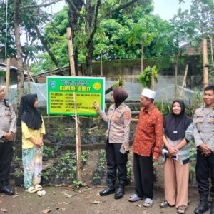 Inovasi P2B Labuapi: Polsek Labuapi Dukung Pemuda Tani dan Yayasan Darul Qur’an Tingkatkan Ketahanan Pangan