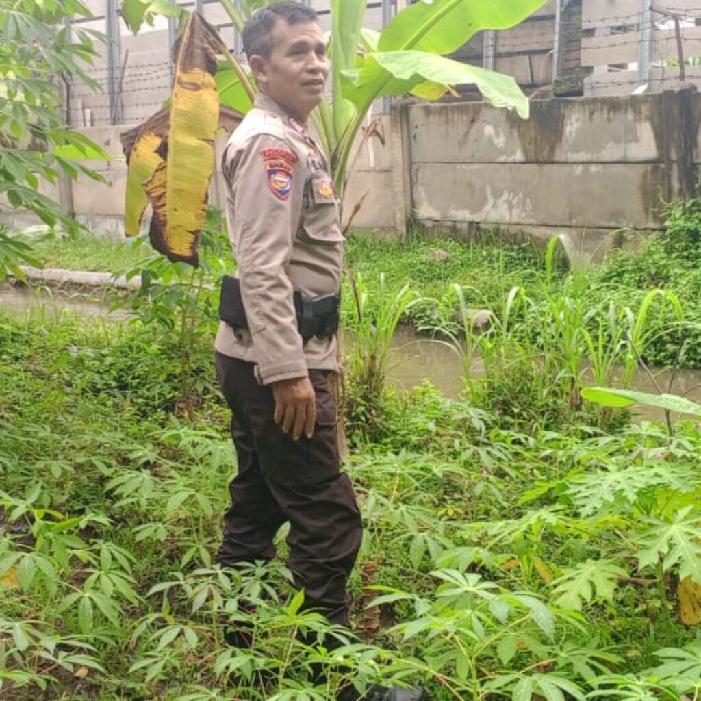 Bhabinkamtibmas Labuapi Edukasi Warga Soal Ketahanan Pangan