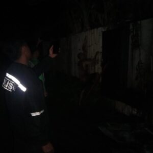 Sebuah vila di Gili Trawangan Terbakar