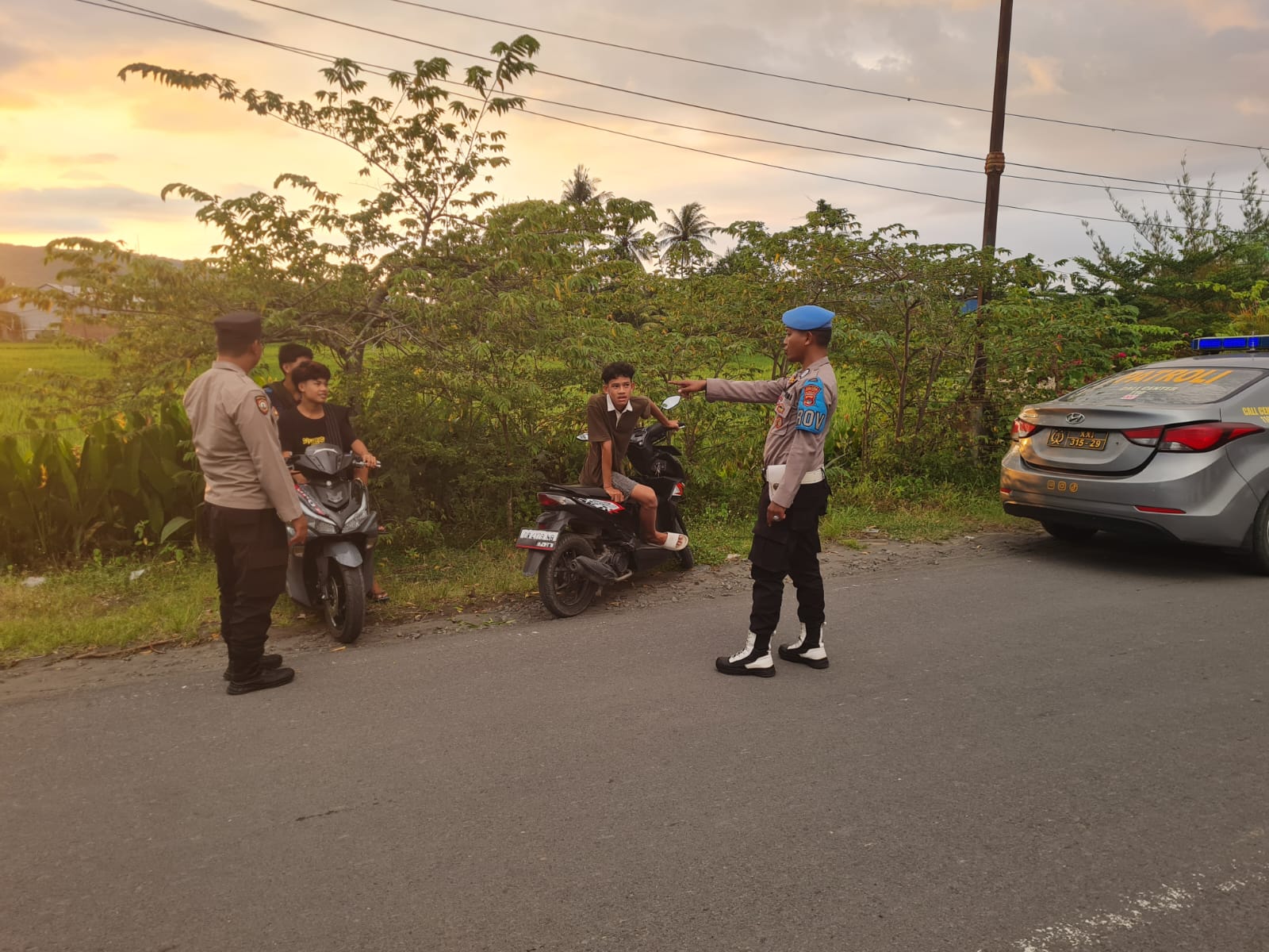 Ngabuburit Aman! Polsek Kediri Perketat Patroli Ramadan