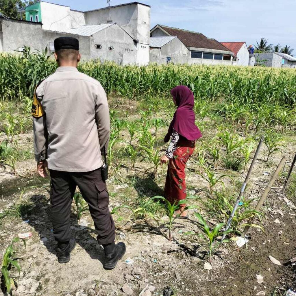 Bhabinkamtibmas Labuapi Dorong Pemanfaatan Lahan Demi Ketahanan Pangan