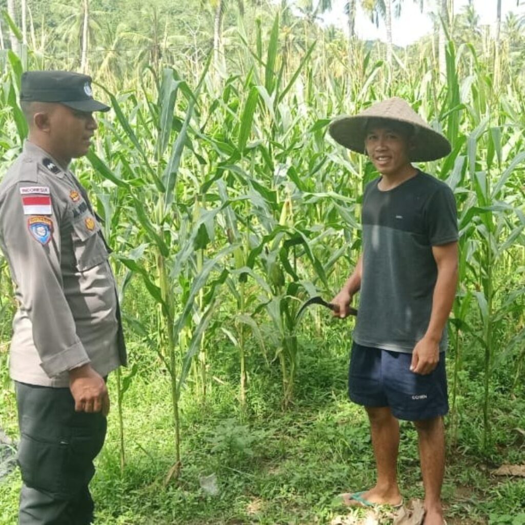 Bhabinkamtibmas Taman Baru Giat Dorong Pemanfaatan Lahan Kosong