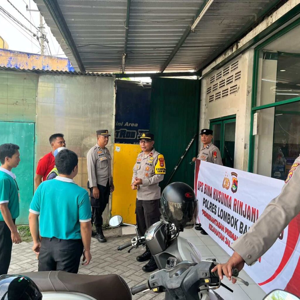 Polisi Hadir di Tengah Masyarakat Montong Batulayar, Ini Tujuannya