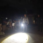 “Uot Of Control” Rem Blong Mobil Trek Bermuatan Jagung Menabrak Rumah Satu Orang Meninggal Dunia Polsek Monta Bantu Evakuasi Korban