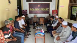 Silaturahmi para tokoh se-Kecamatan Pekat bersama Kapolsek dalam rangka membangun sinergi menjaga kamtibmas