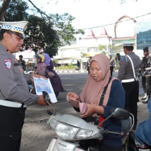 Polres Loteng Tilang 174 Pengendara Dalam Tiga Hari Operasi Patuh.