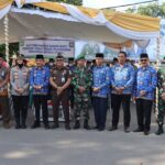 Kapolres Sumbawa Turut serta Dalam Kegiatan Pemusnahan 843 Botol Minuman Keras Ilegal di Halaman Kantor Bupati Sumbawa