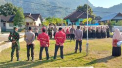 Satuan Binmas Polres Sumbawa Barat Gelar Apel dan Latkatpuan Kasatkamling di Kelurahan Bugis