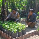 Bhabinkamtibmas Desa Tongo Dampingi Kegiatan Pengelolaan Pekarangan Pangan Bergizi