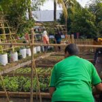 Bhabinkamtibmas Kuripan Edukasi Warga Pemanfaatan Pekarangan untuk Ketahanan Pangan
