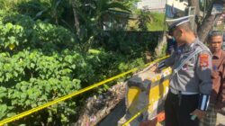 Sat Lantas Polres Loteng Olah TKP Laka Lantas Out Of Control di Pringgarata. ‎ ‎